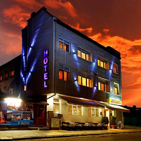 Hotel Mehdjarel Sjoemen Buitenkant foto