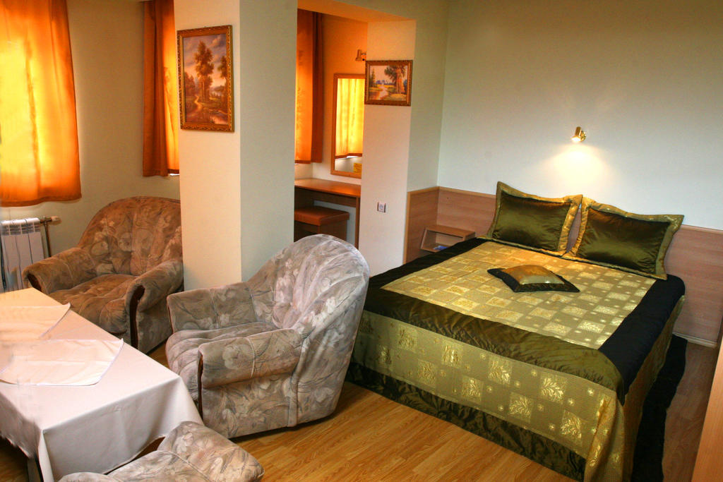Hotel Mehdjarel Sjoemen Kamer foto