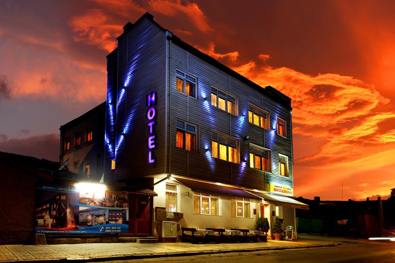 Hotel Mehdjarel Sjoemen Buitenkant foto